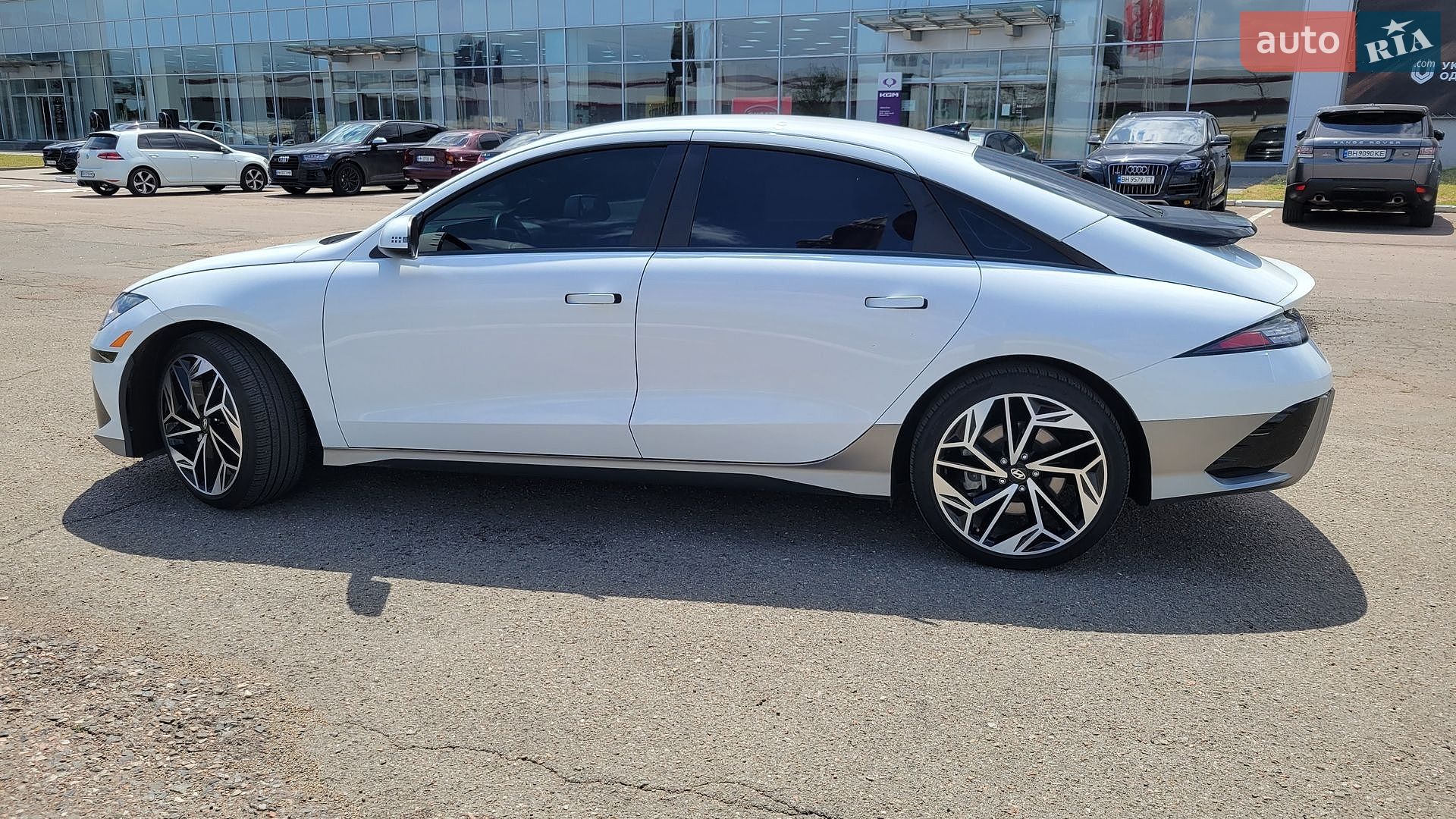 Hyundai Ioniq 6 2023 VIN KMHM34AA1PA034729 фото оголошення 35 з 36