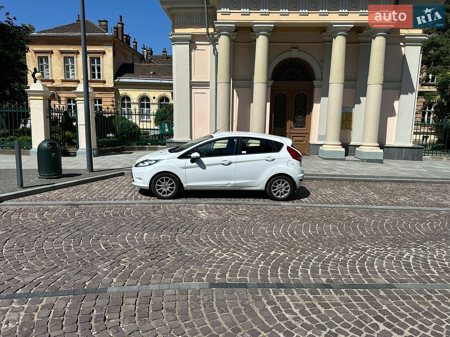 Ford Fiesta 2012 VIN WF0JXXGAJJCG31065 фото оголошення 4 з 18