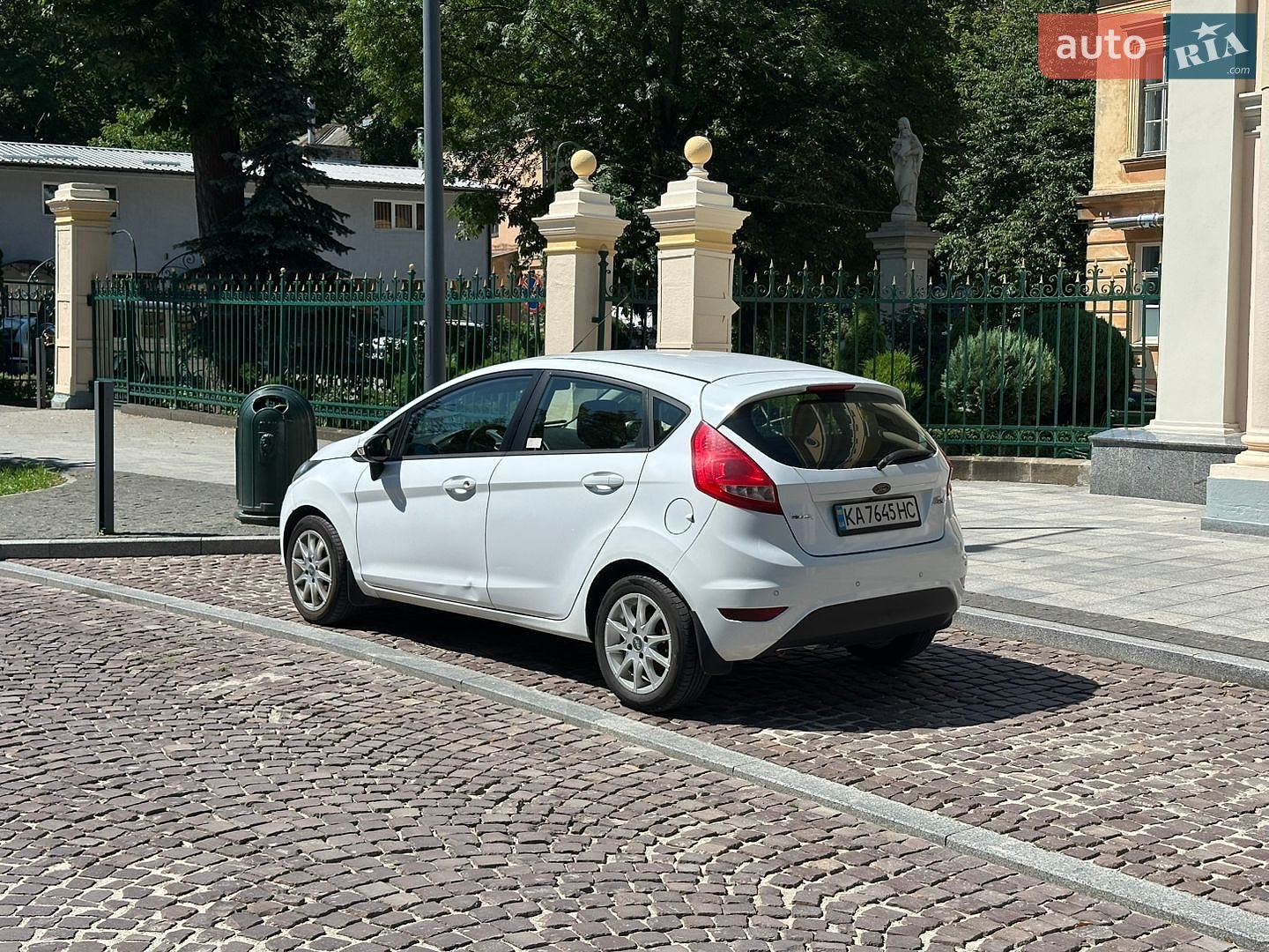 Ford Fiesta 2012 VIN WF0JXXGAJJCG31065 фото оголошення 6 з 18