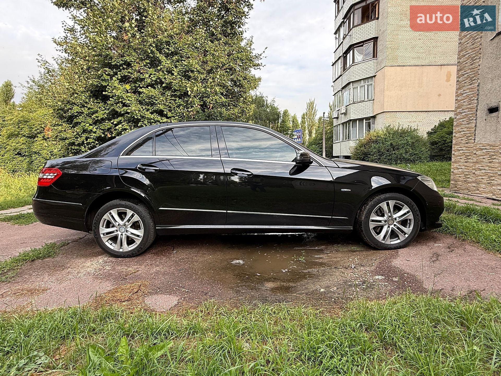 Mercedes-Benz E-Class 2010 VIN WDD2120031A317698 фото оголошення 2 з 13