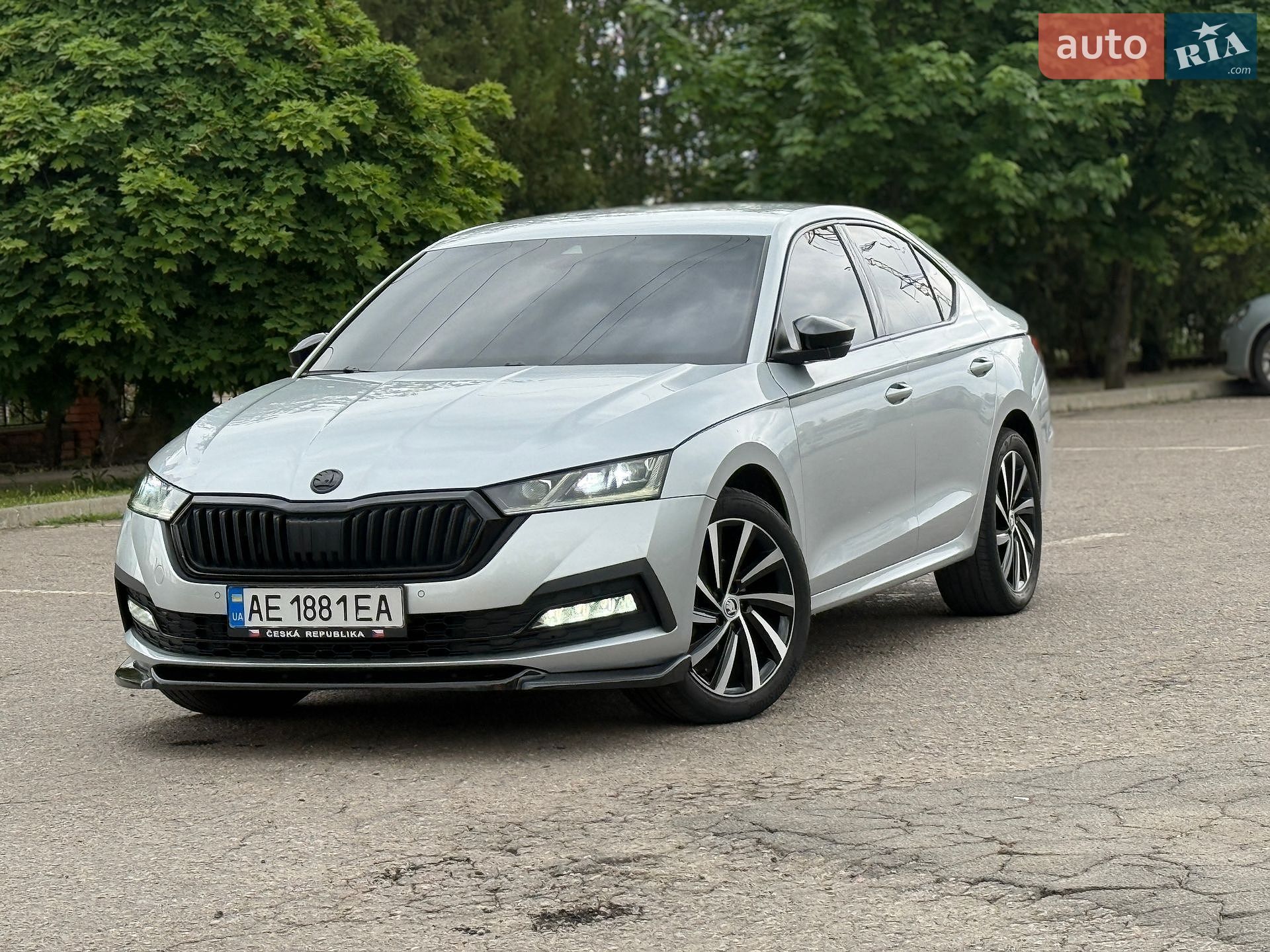 Skoda Octavia 2021 VIN TMBAJ7NX6NY015904 фото оголошення 4 з 91