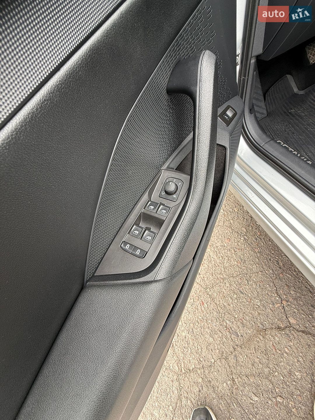 Skoda Octavia 2021 VIN TMBAJ7NX6NY015904 фото оголошення 55 з 91