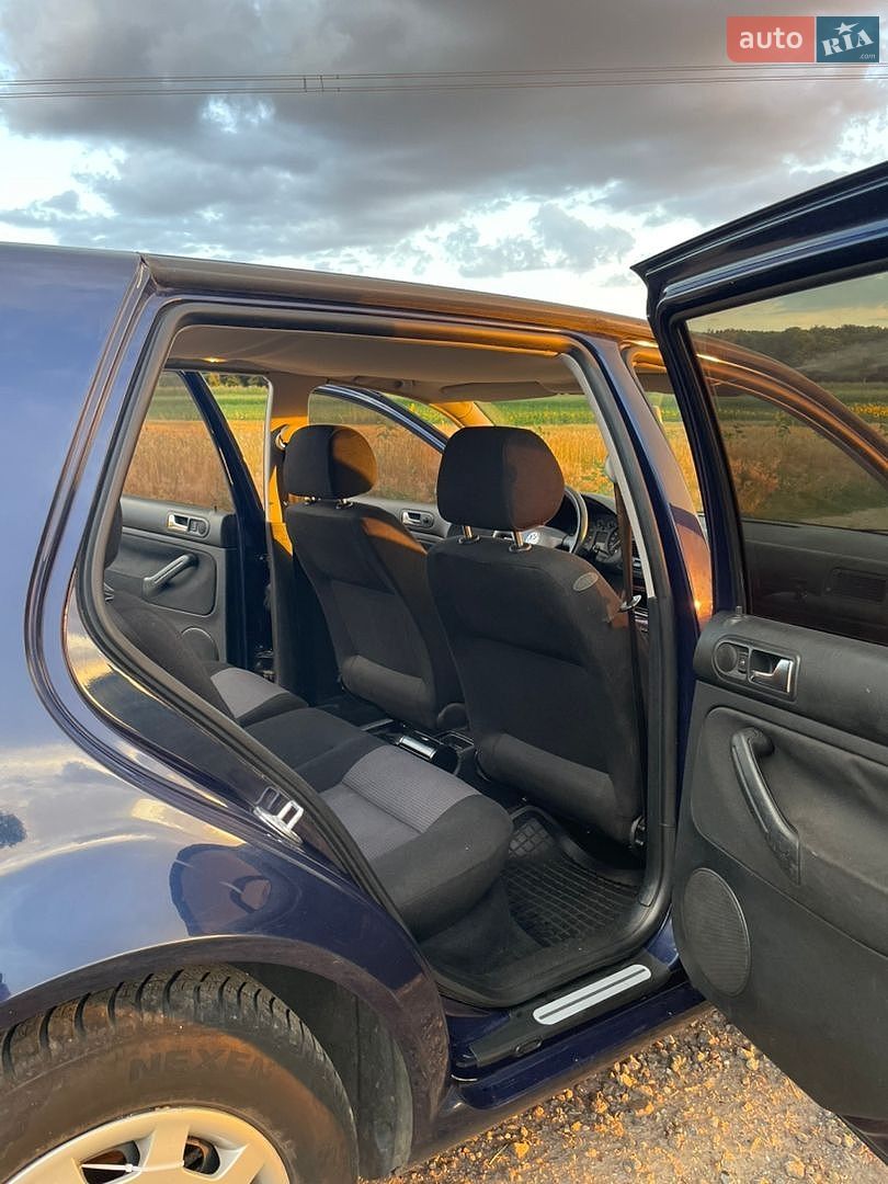 Volkswagen Golf 2001 VIN WVWZZZ1JZ1U464148 фото оголошення 32 з 36