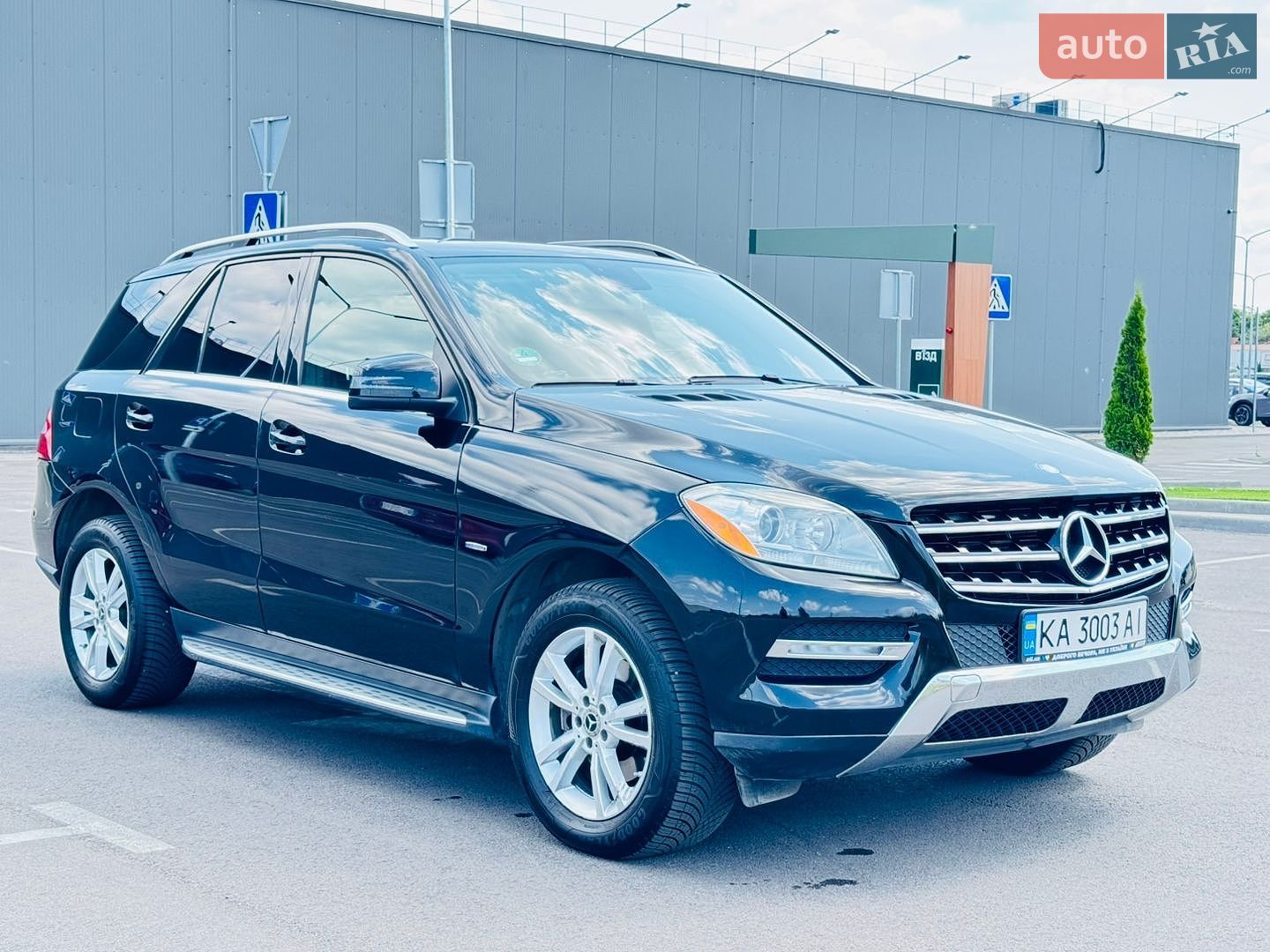 Mercedes-Benz M-Class 2012 VIN 4JGDA5HB2CA039636 фото оголошення 2 з 13