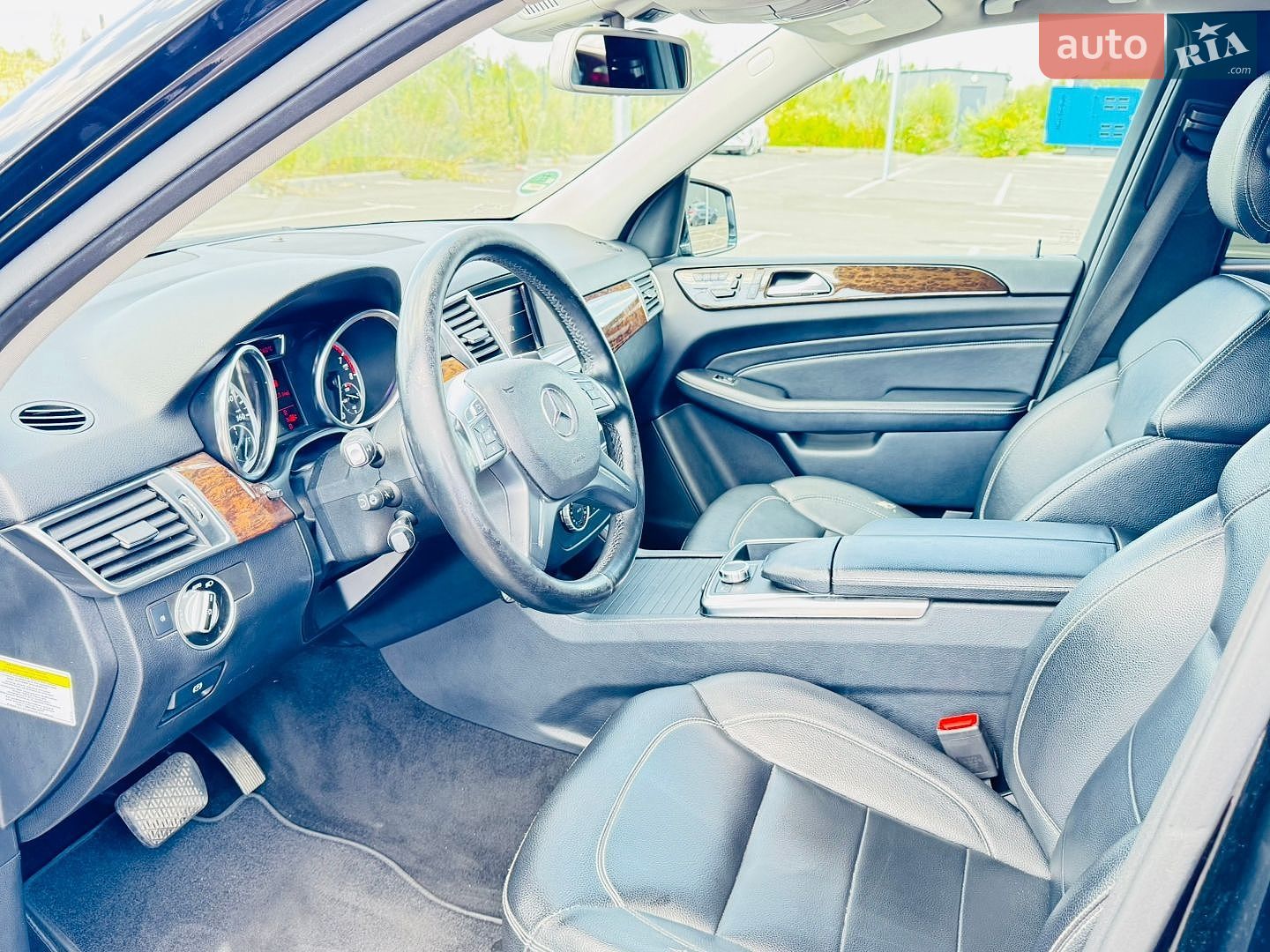Mercedes-Benz M-Class 2012 VIN 4JGDA5HB2CA039636 фото оголошення 9 з 13