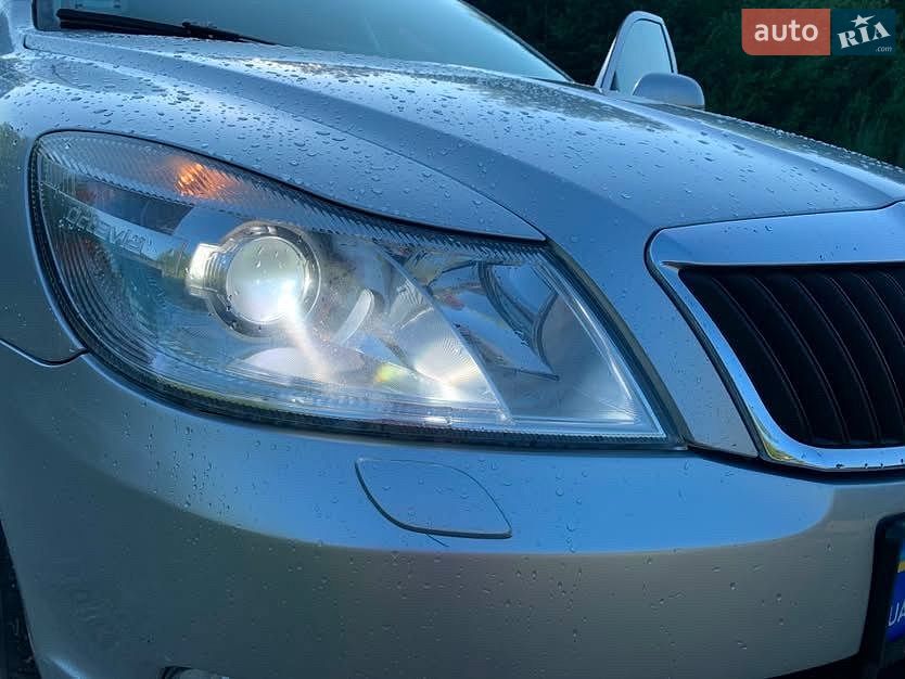 Skoda Octavia 2010 VIN TMBGT61Z5A2128679 фото оголошення 3 з 13