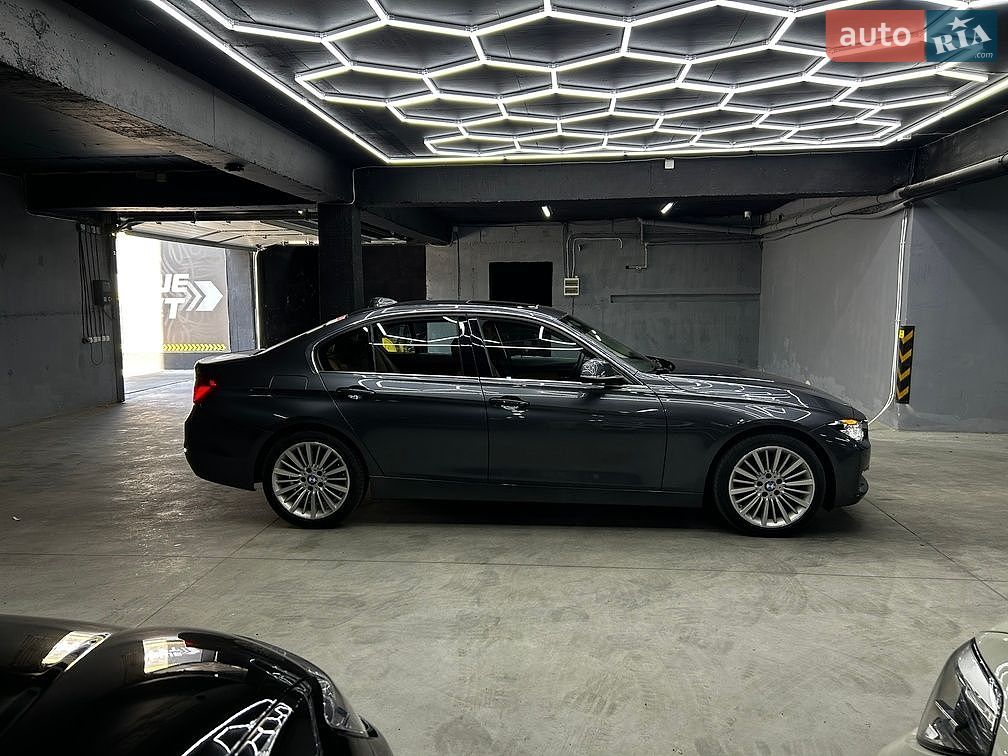 BMW 3 Series 2014 VIN WBA3B5C51EF958755 фото оголошення 10 з 31