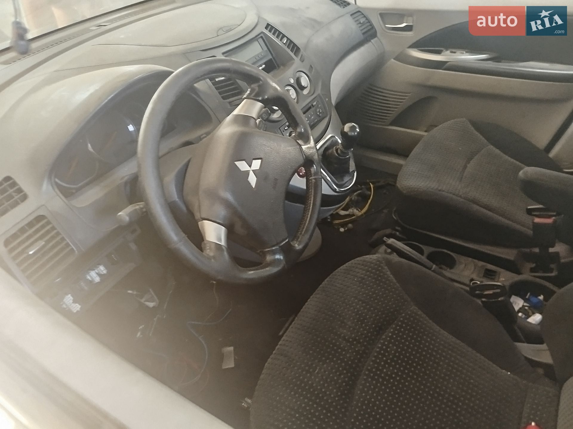 Mitsubishi Grandis 2006 VIN JMBLJNA8W6Z013231 фото оголошення 18 з 18