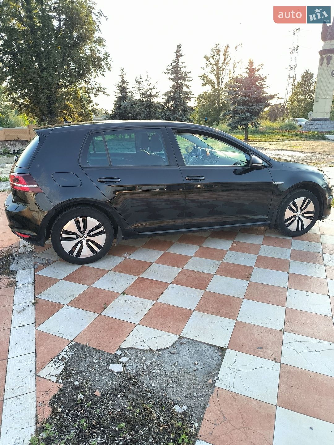 Volkswagen e-Golf 2015 VIN WVWZZZAUZGW907212 фото оголошення 9 з 31
