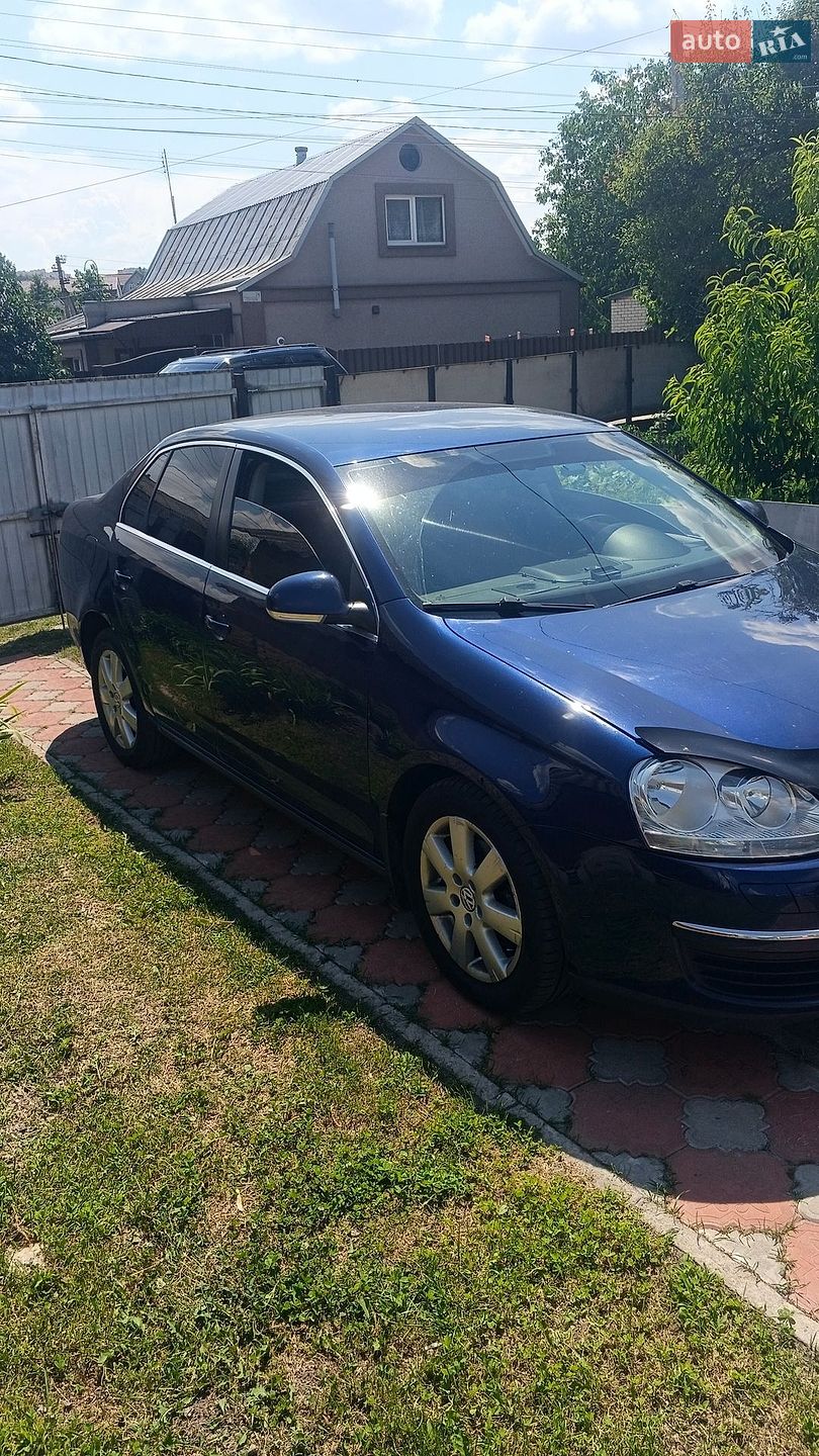 Volkswagen Jetta 2010 VIN WVWZZZ1KZAM151399 фото оголошення 2 з 8