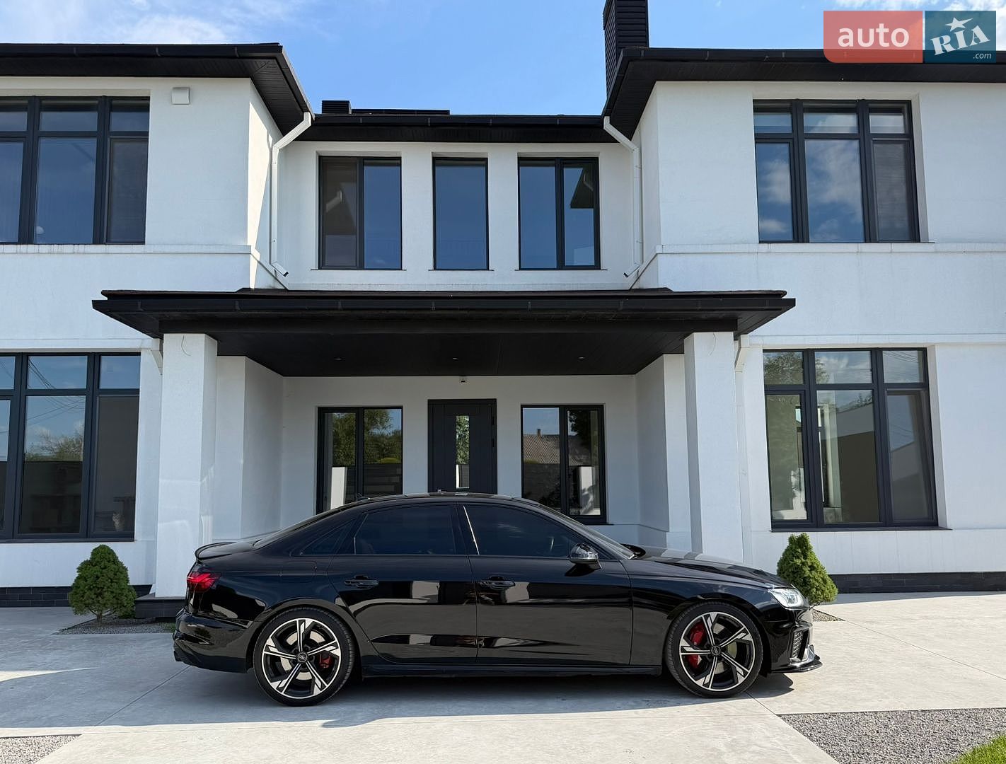 Audi S4 2023 VIN WAUC4AF42PA066097 фото оголошення 5 з 23