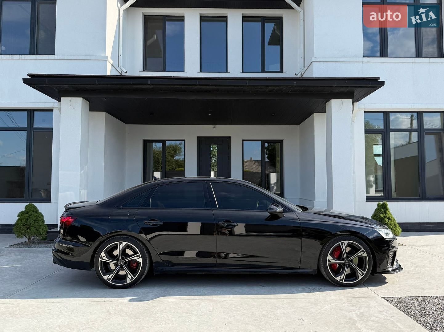 Audi S4 2023 VIN WAUC4AF42PA066097 фото оголошення 9 з 23
