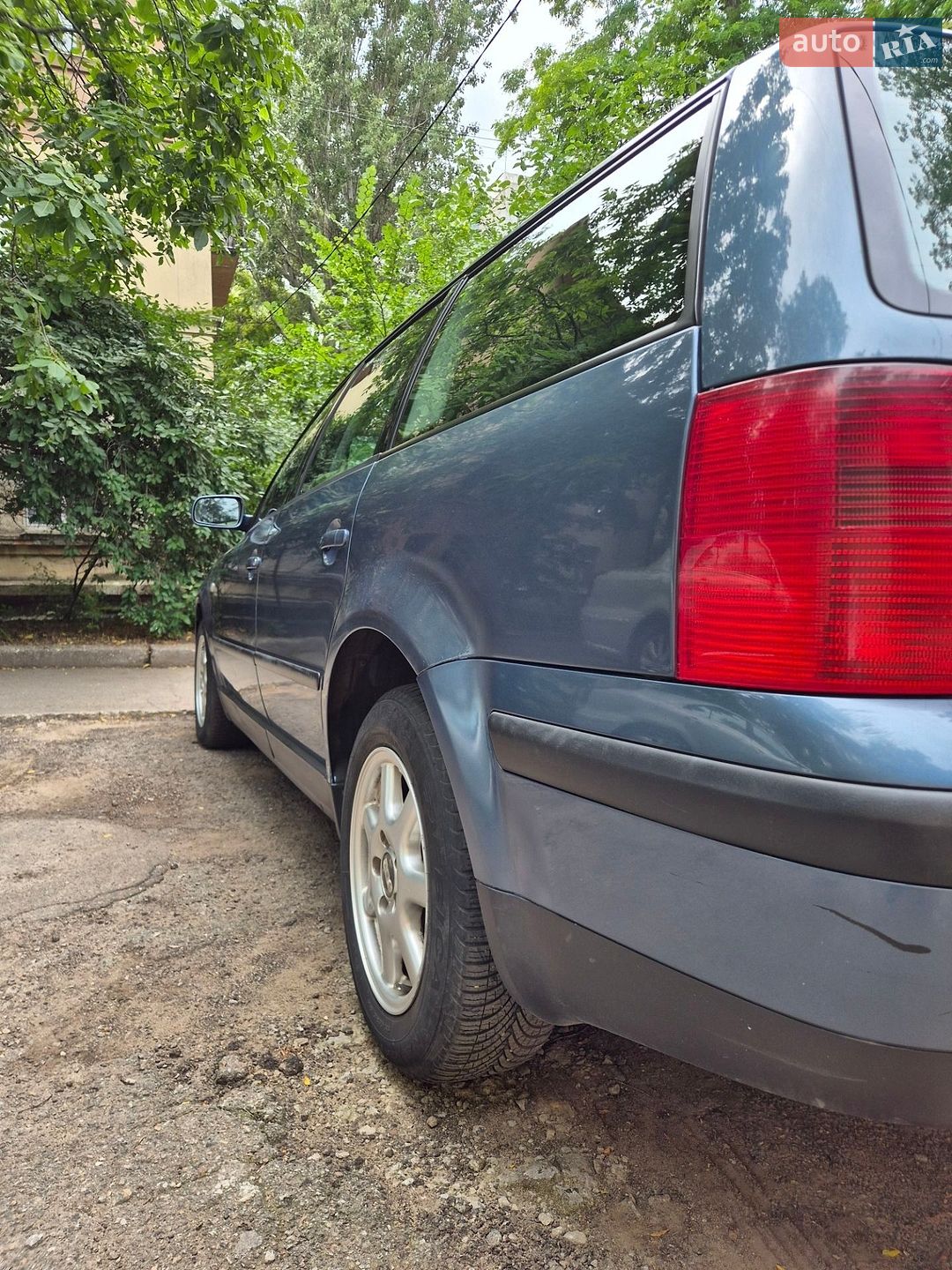 Volkswagen Passat 2000 VIN WVWZZZ3BZYE467056 фото оголошення 3 з 28