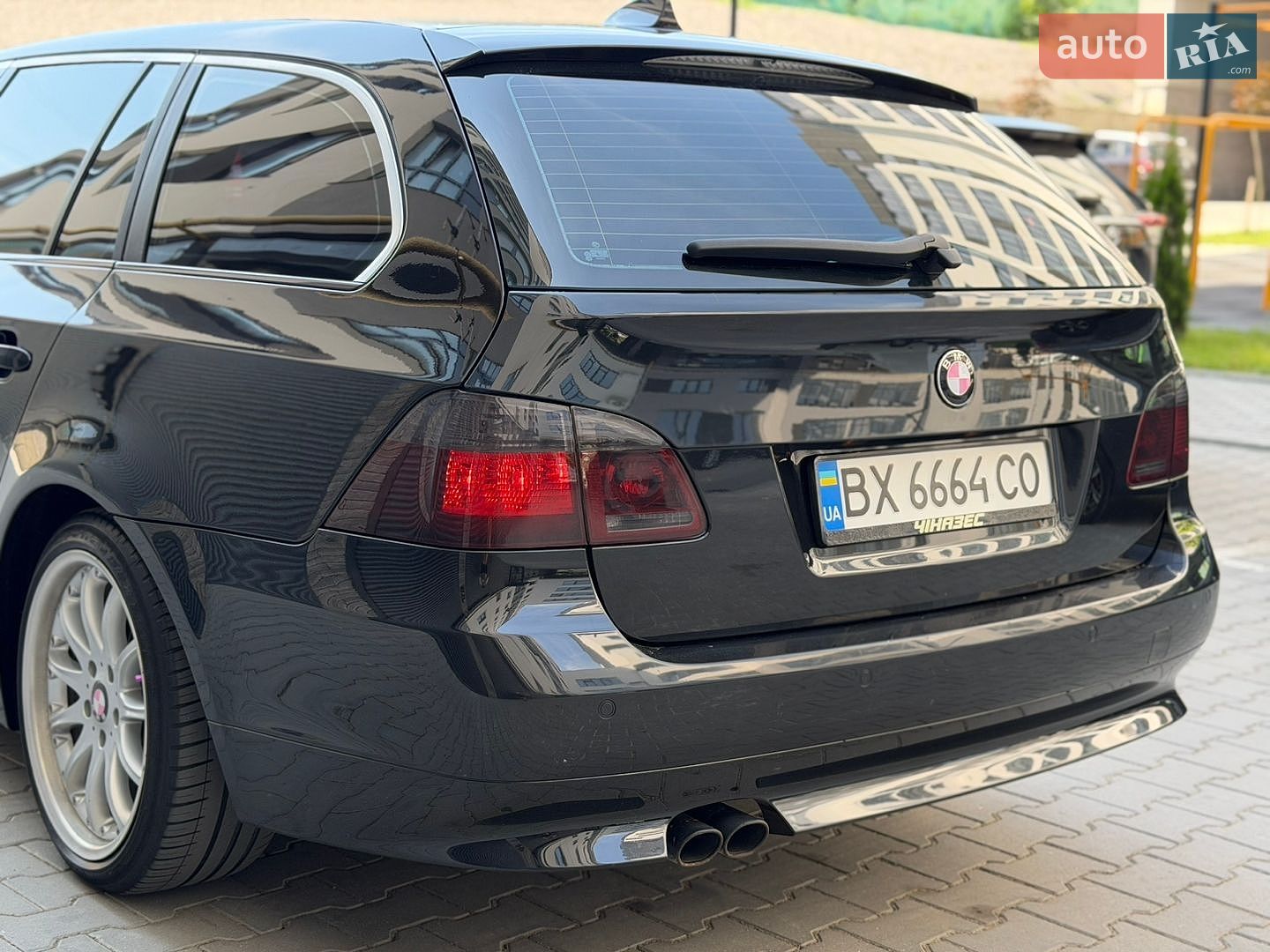 BMW 5 Series 2006 VIN WBANL31050CM85681 фото оголошення 10 з 36