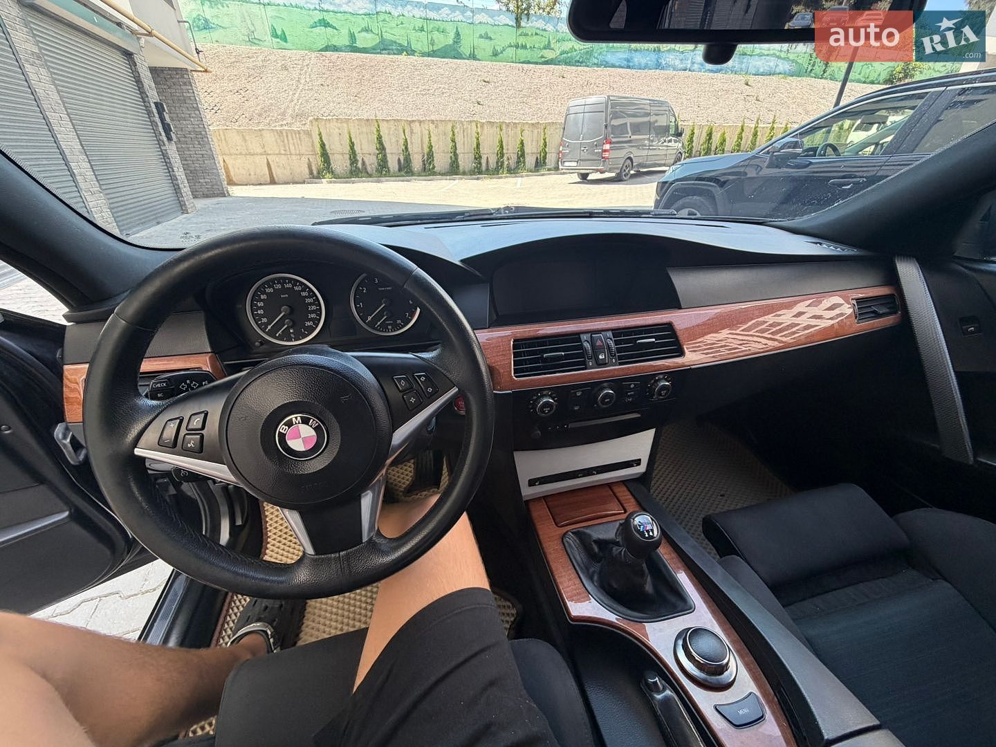 BMW 5 Series 2006 VIN WBANL31050CM85681 фото оголошення 25 з 36