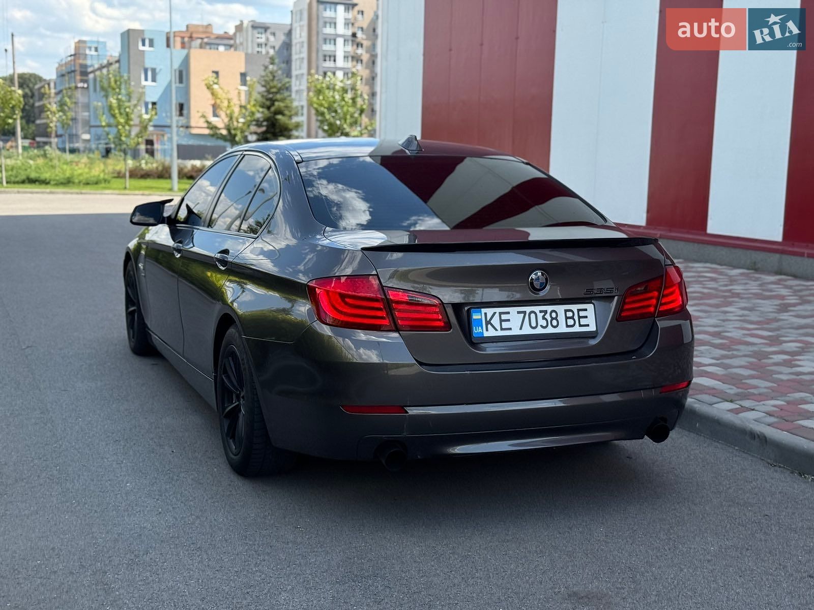 BMW 5 Series 2011 VIN WBAFU7C58BC872598 фото оголошення 11 з 21