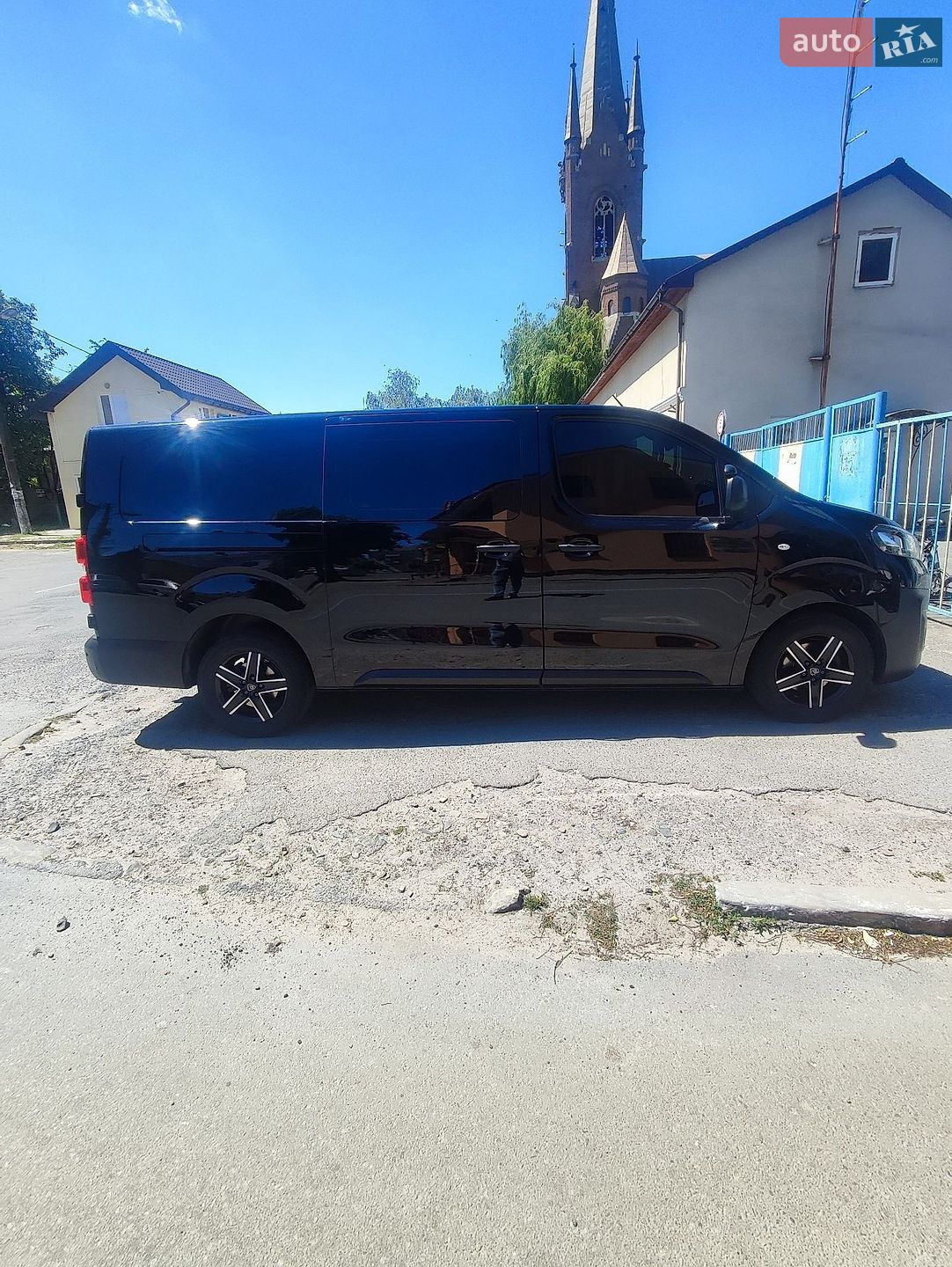 Opel Vivaro 2020 VIN VXEVFAHXKL7044704 фото оголошення 22 з 32