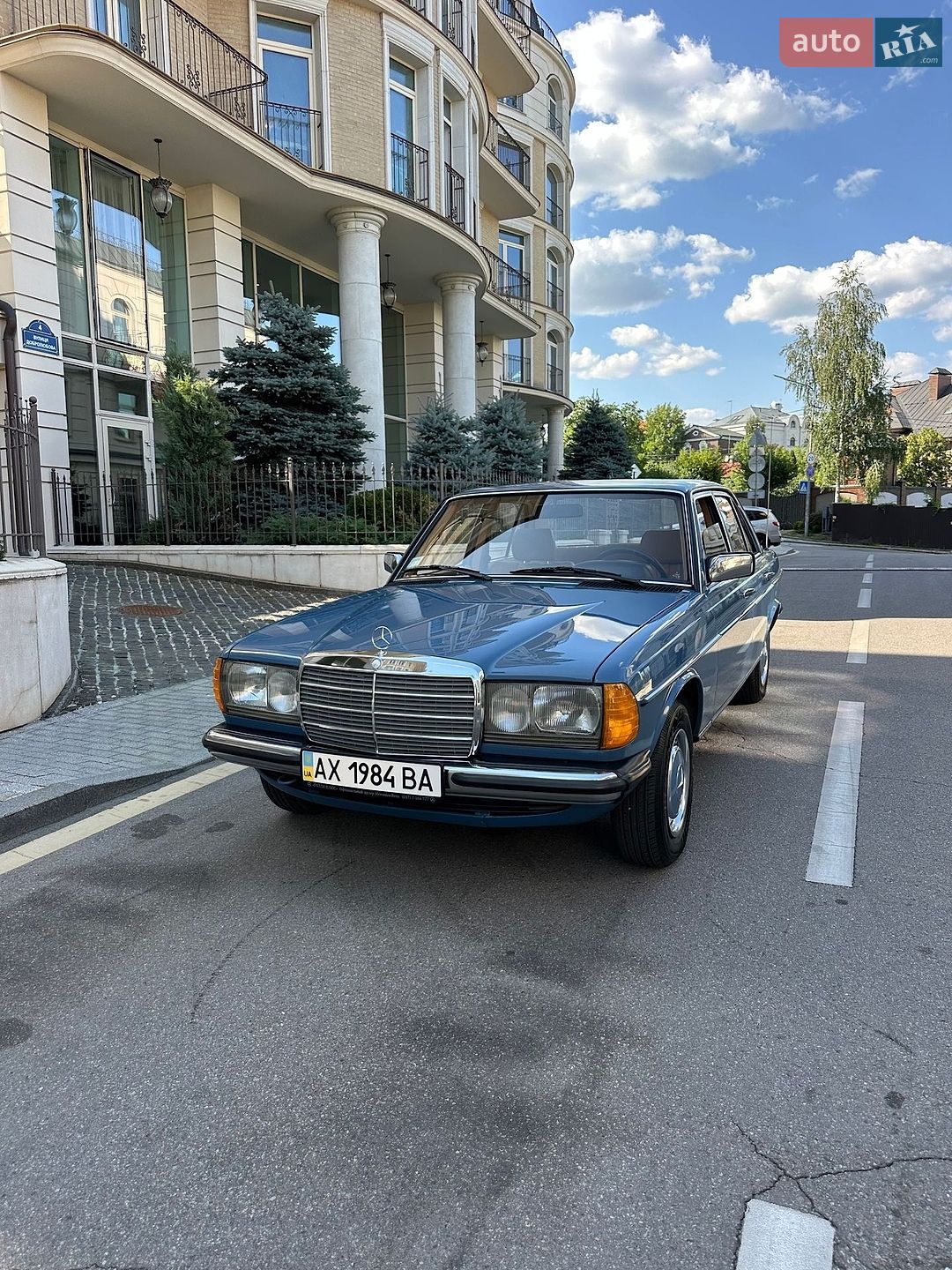 Mercedes-Benz E-Class 1984 VIN WDB1242231A101027 фото оголошення 2 з 81
