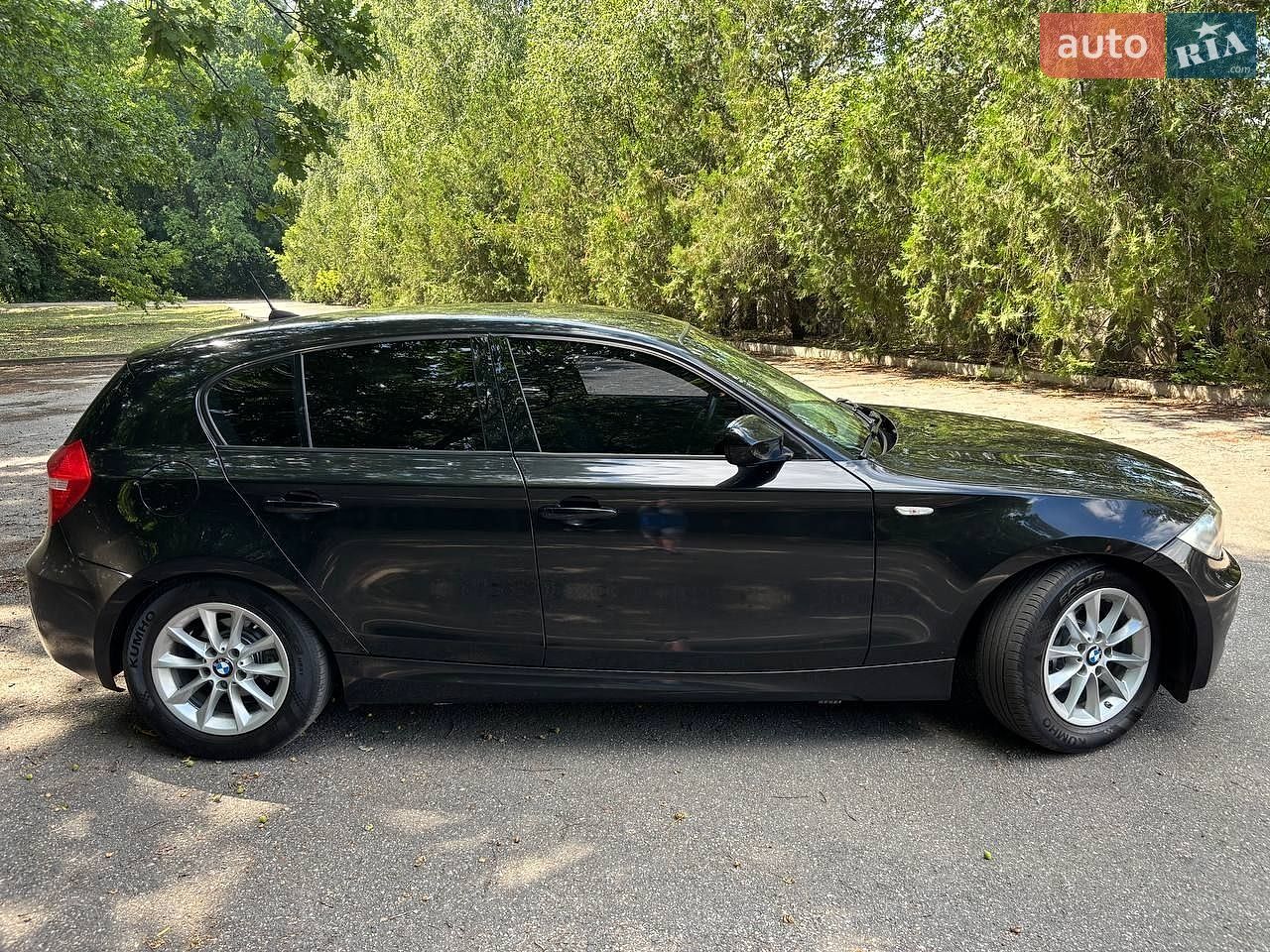 BMW 1 Series 2009 VIN WBAUH31020E401978 фото оголошення 9 з 26