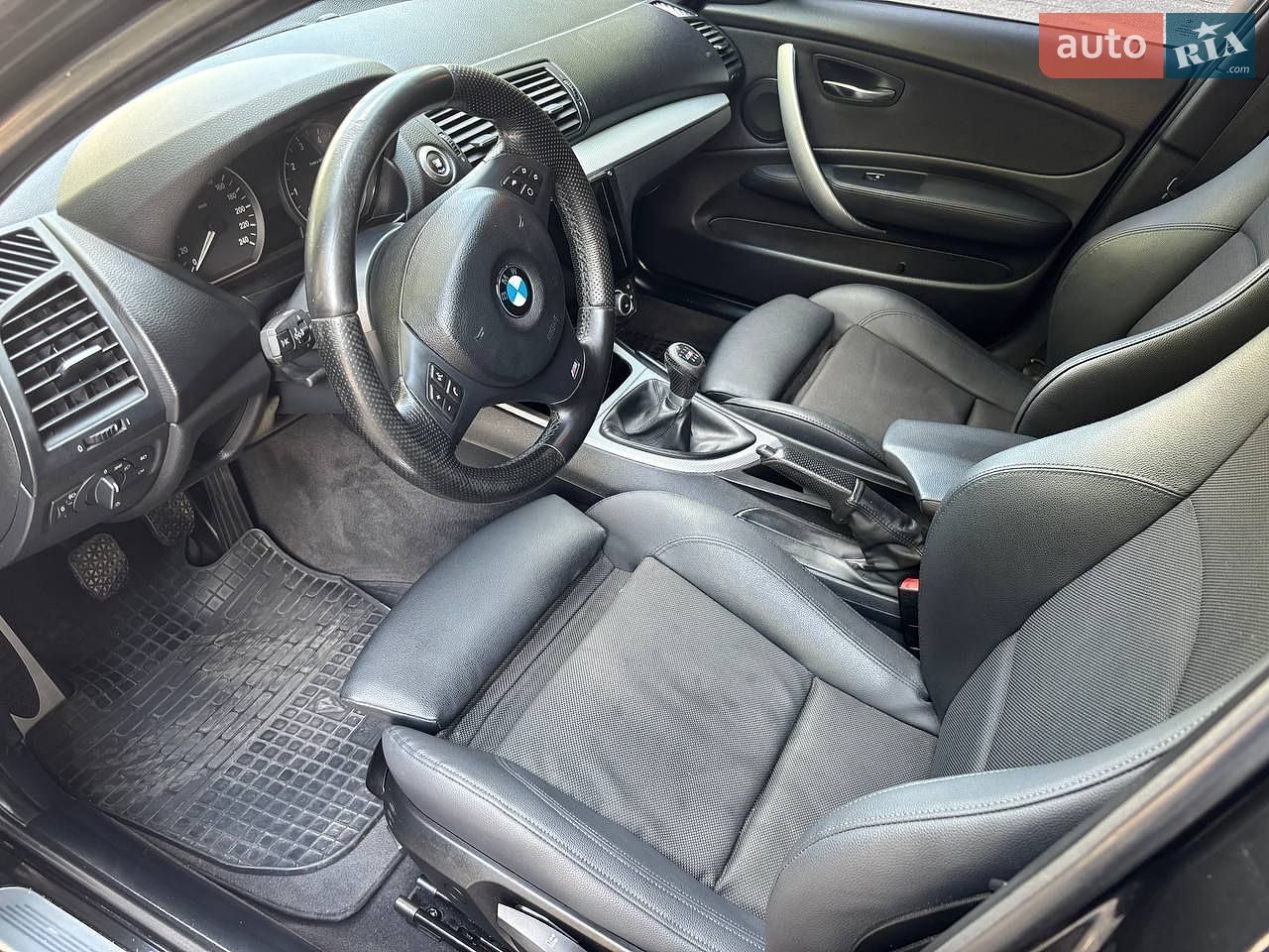 BMW 1 Series 2009 VIN WBAUH31020E401978 фото оголошення 17 з 26