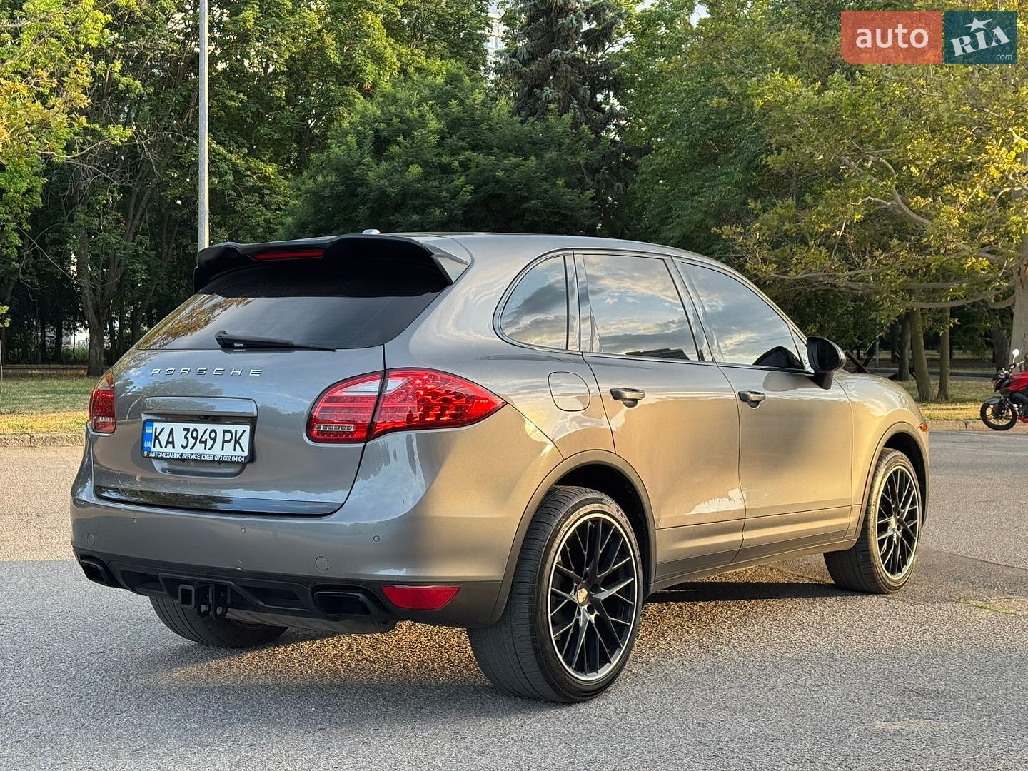 Porsche Cayenne 2013 VIN WP1AA2A20ELA01733 фото оголошення 7 з 66