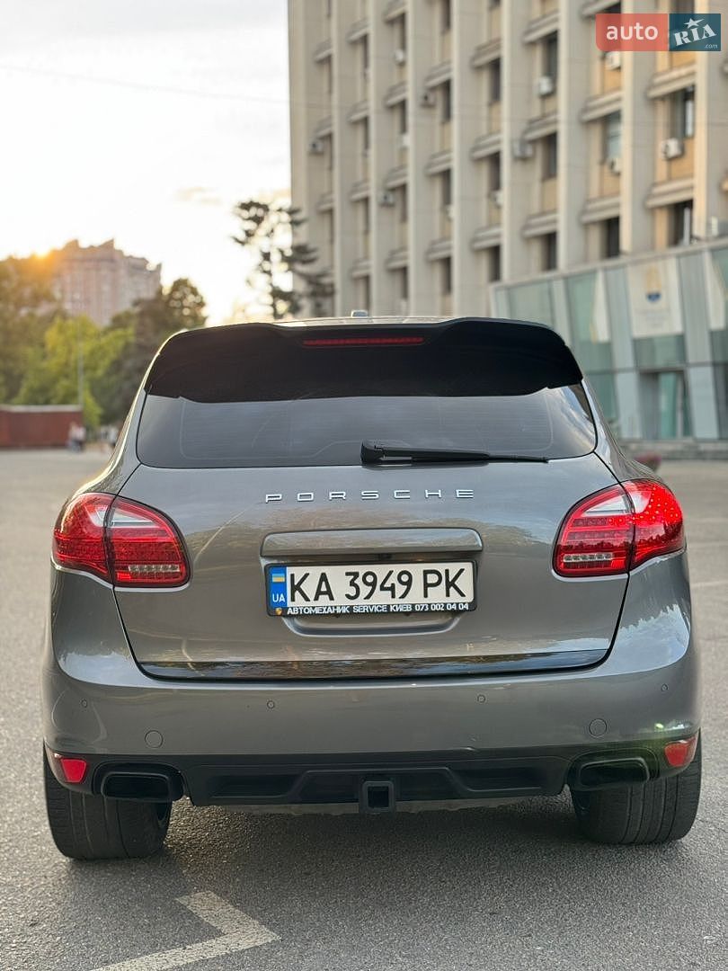 Porsche Cayenne 2013 VIN WP1AA2A20ELA01733 фото оголошення 11 з 66