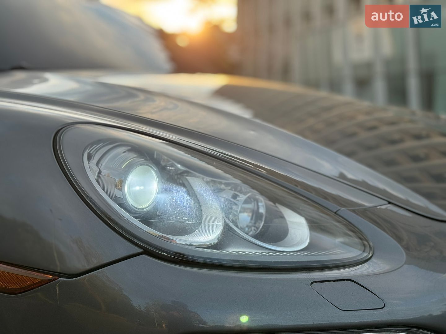 Porsche Cayenne 2013 VIN WP1AA2A20ELA01733 фото оголошення 30 з 66