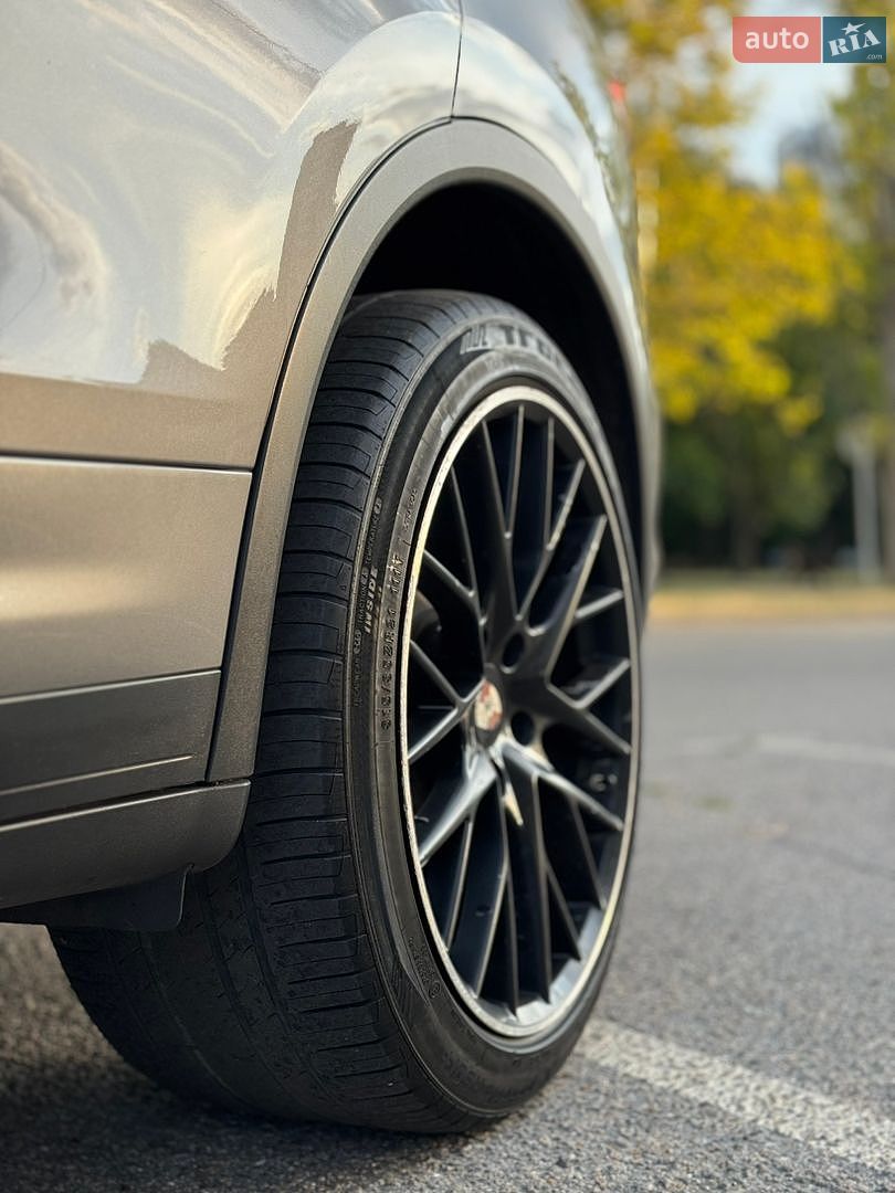 Porsche Cayenne 2013 VIN WP1AA2A20ELA01733 фото оголошення 39 з 66