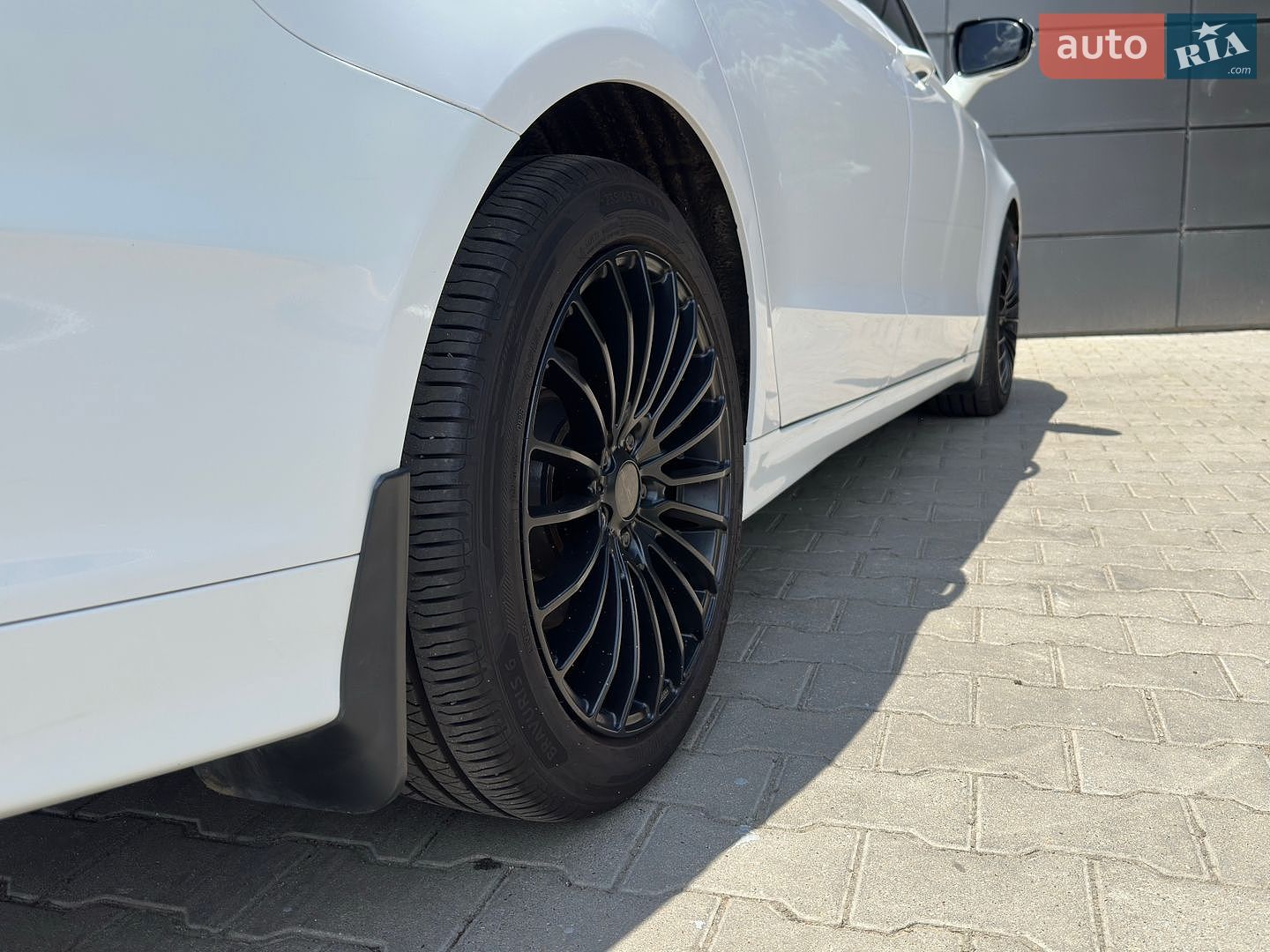 Ford Fusion 2016 VIN 3FA6P0H73GR335809 фото оголошення 8 з 27