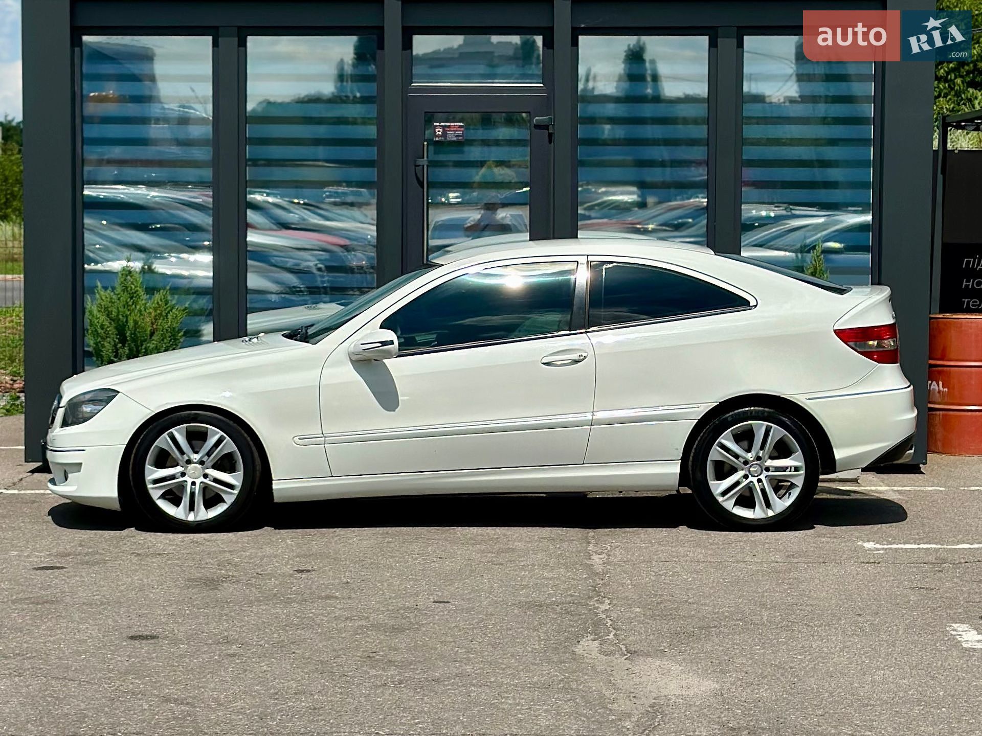 Mercedes-Benz CLC-Class 2009 VIN WDB2037411E061147 фото оголошення 3 з 55
