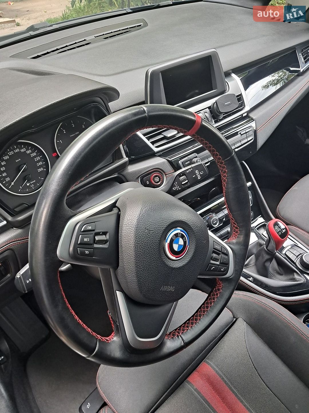 BMW 2 Series Active Tourer 2016 VIN WBA2C11040V523929 фото оголошення 2 з 37