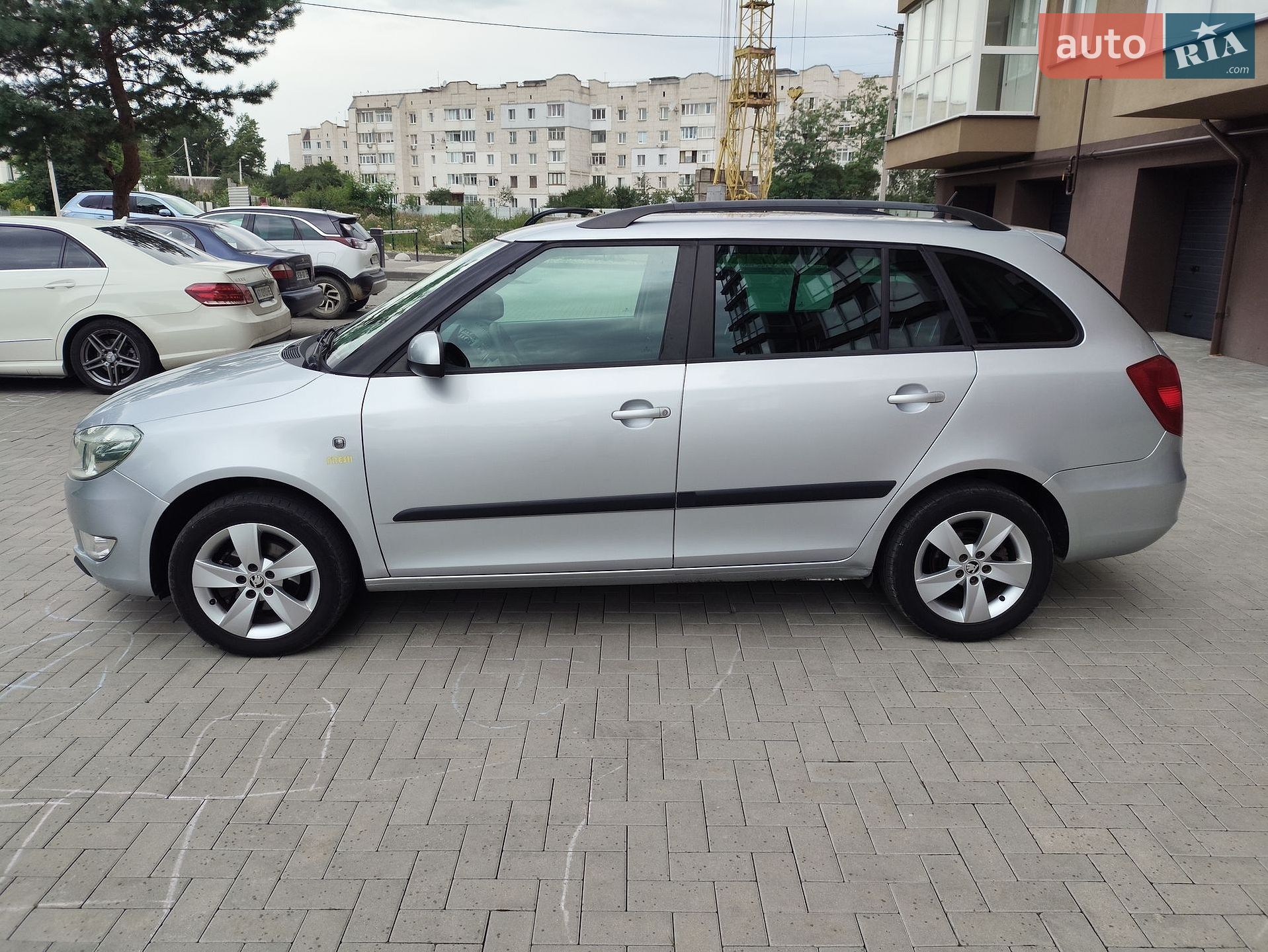 Skoda Fabia 2013 VIN TMBJM65J7D3125952 фото оголошення 4 з 45