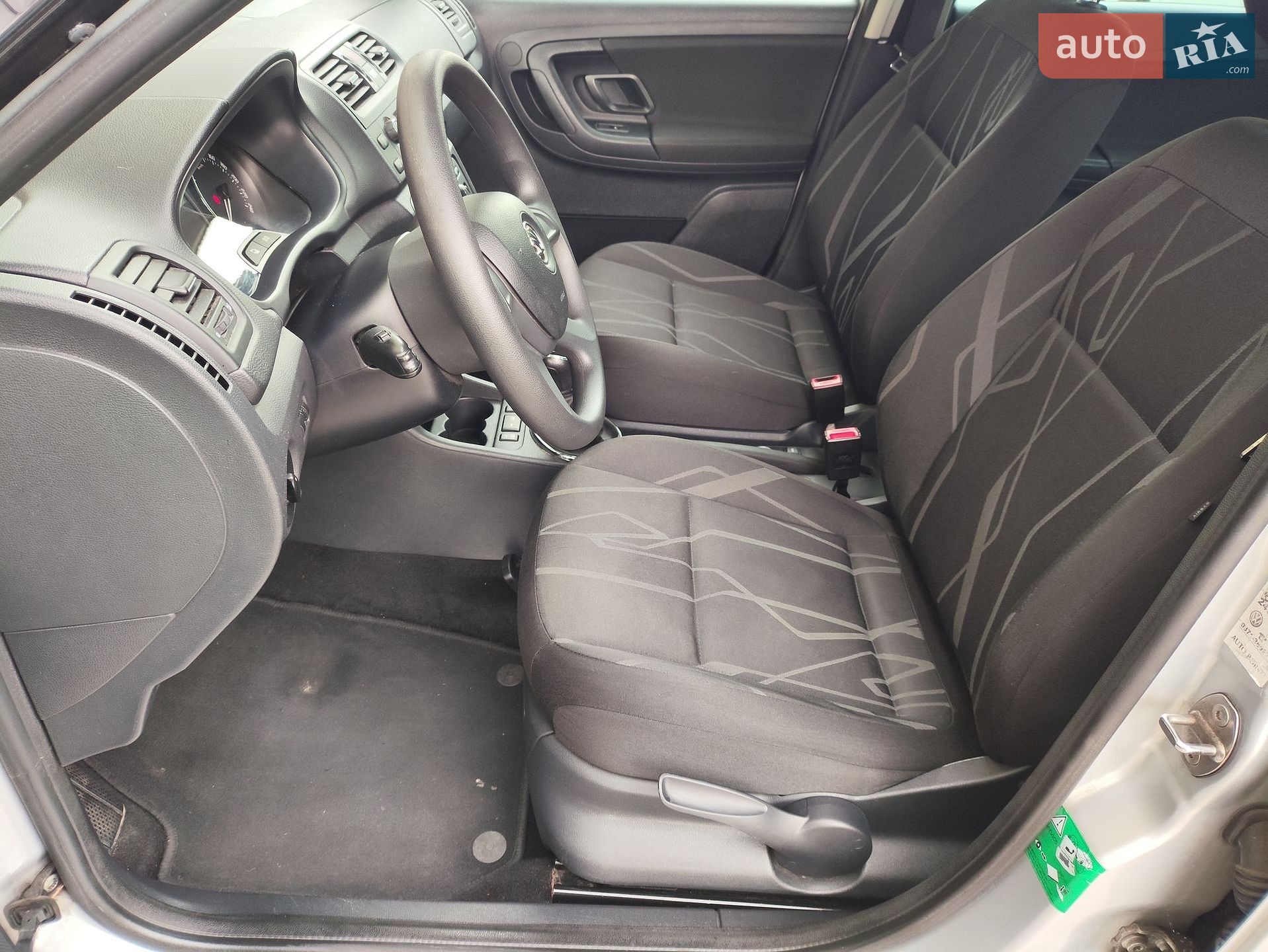 Skoda Fabia 2013 VIN TMBJM65J7D3125952 фото оголошення 14 з 45