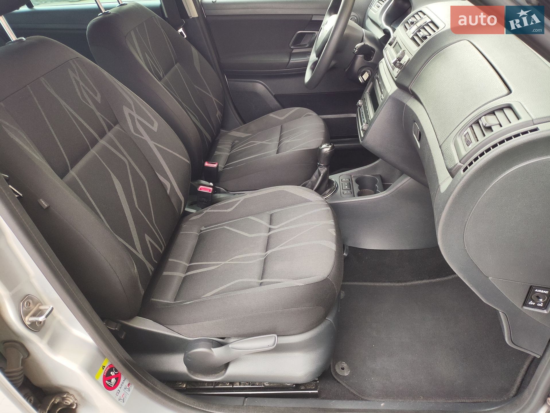 Skoda Fabia 2013 VIN TMBJM65J7D3125952 фото оголошення 20 з 45