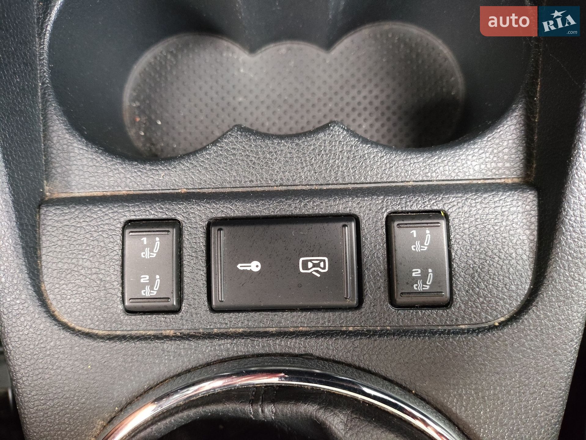 Skoda Fabia 2013 VIN TMBJM65J7D3125952 фото оголошення 32 з 45