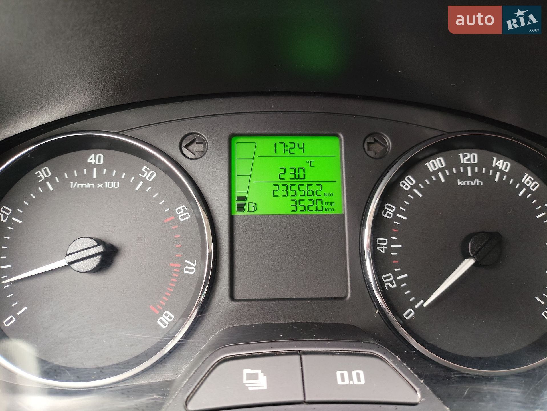 Skoda Fabia 2013 VIN TMBJM65J7D3125952 фото оголошення 35 з 45