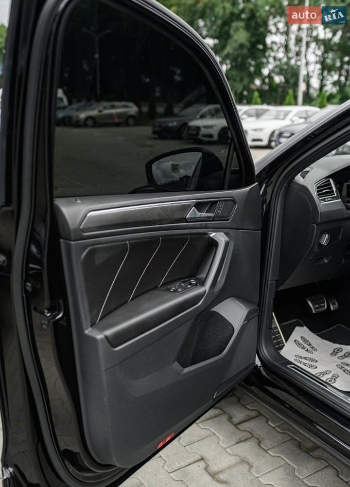 Volkswagen Tiguan 2020 VIN WVGZZZ5NZMW502054 фото оголошення 26 з 31