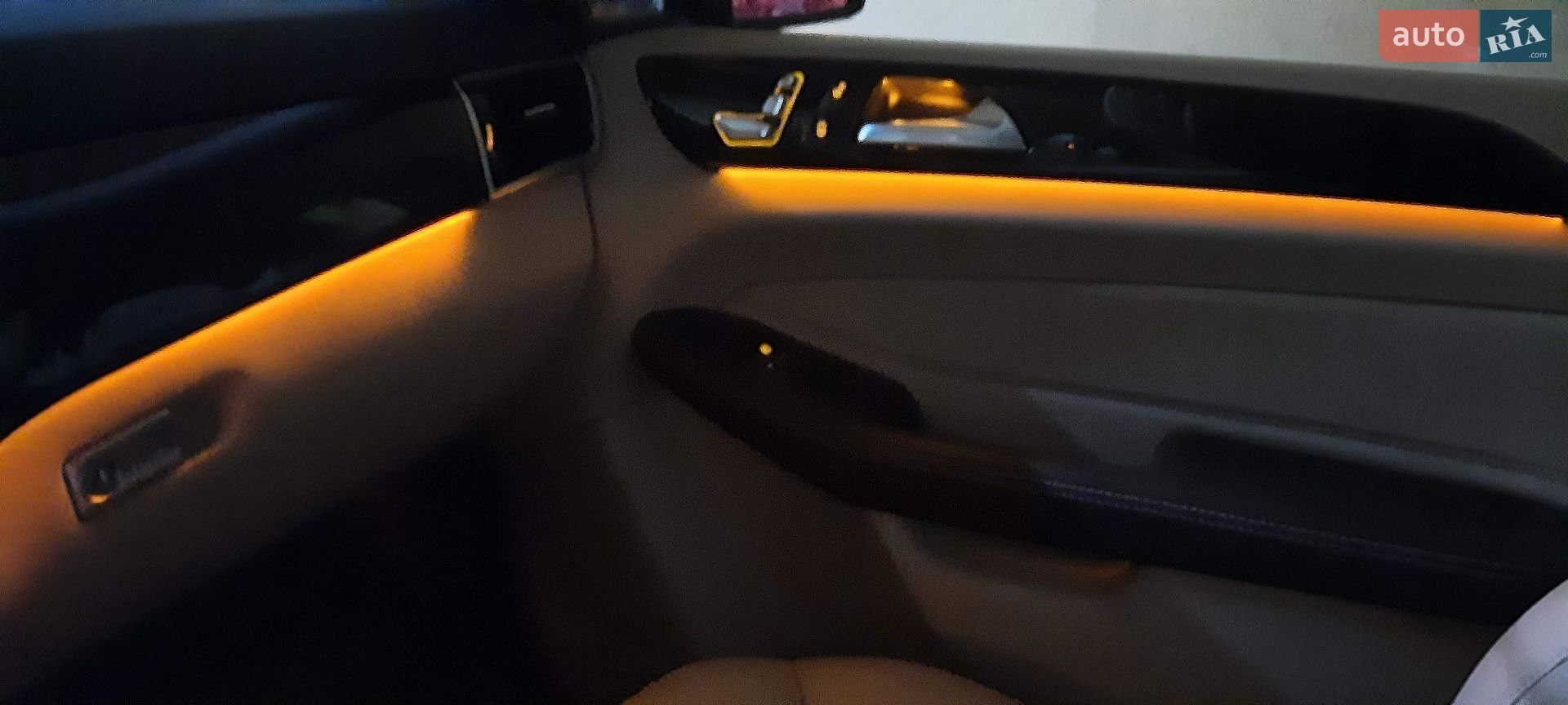 Mercedes-Benz GLE-Class 2017 VIN 4JGDA5HB9HA909860 фото оголошення 50 з 133
