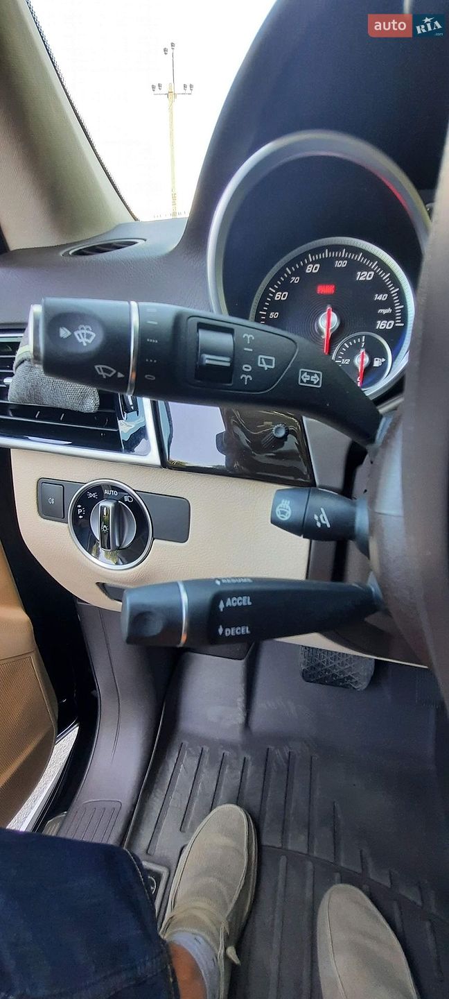 Mercedes-Benz GLE-Class 2017 VIN 4JGDA5HB9HA909860 фото оголошення 69 з 133