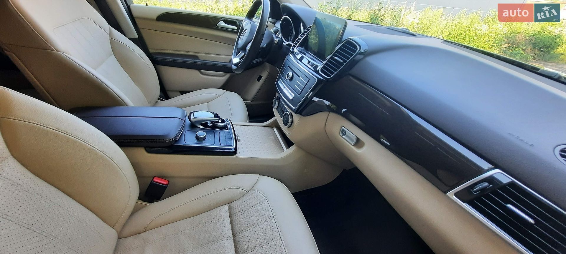 Mercedes-Benz GLE-Class 2017 VIN 4JGDA5HB9HA909860 фото оголошення 117 з 133
