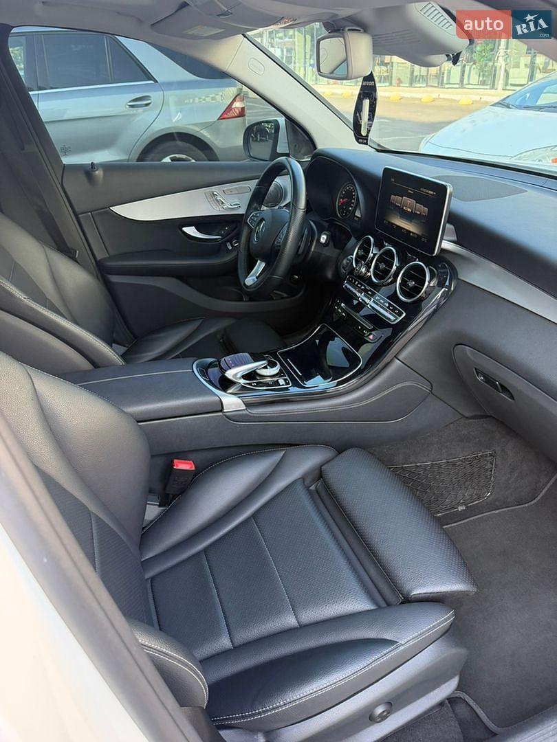 Mercedes-Benz GLC-Class 2016 VIN WDC0G0FB5HF136258 фото оголошення 21 з 30