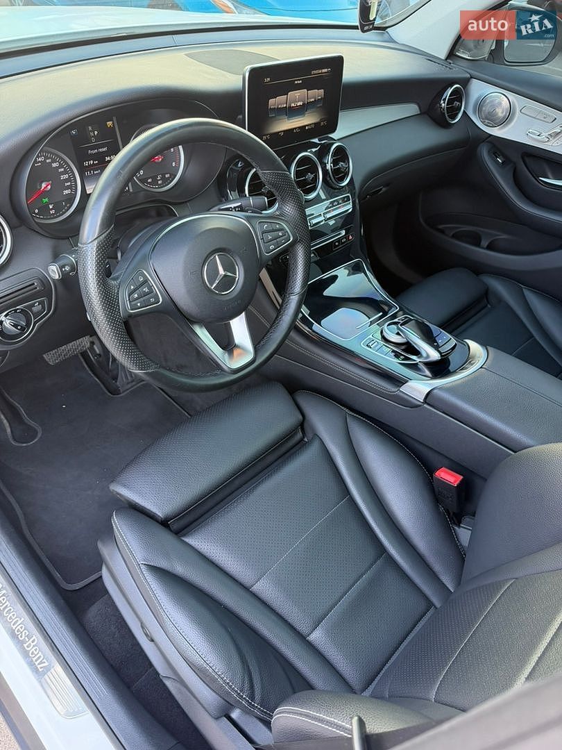 Mercedes-Benz GLC-Class 2016 VIN WDC0G0FB5HF136258 фото оголошення 19 з 30