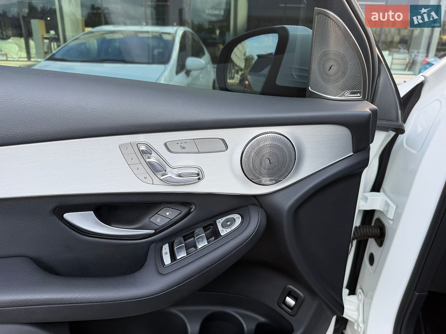 Mercedes-Benz GLC-Class 2016 VIN WDC0G0FB5HF136258 фото оголошення 24 з 30