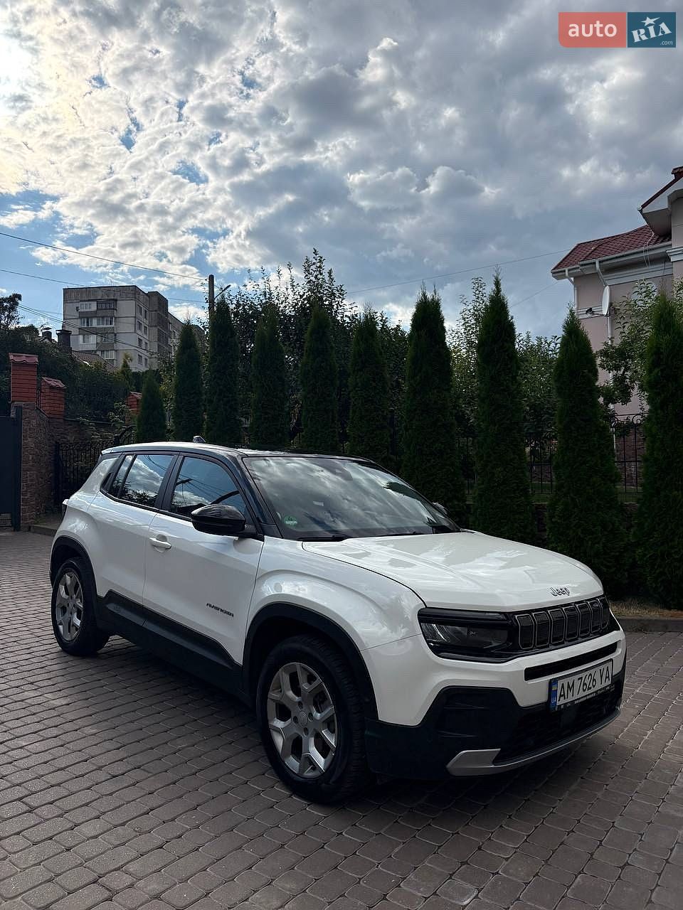 Jeep Avenger 2024 VIN ZACNJAC50PJK18993 фото оголошення 2 з 9