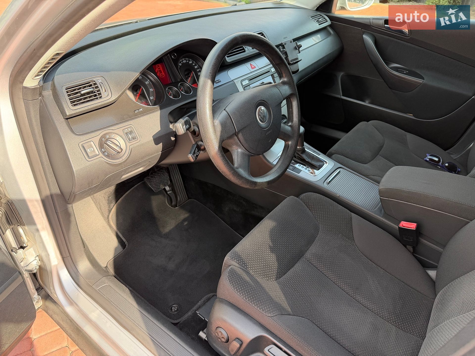 Volkswagen Passat 2006 VIN WVWZZZ3CZ6E078917 фото оголошення 30 з 56