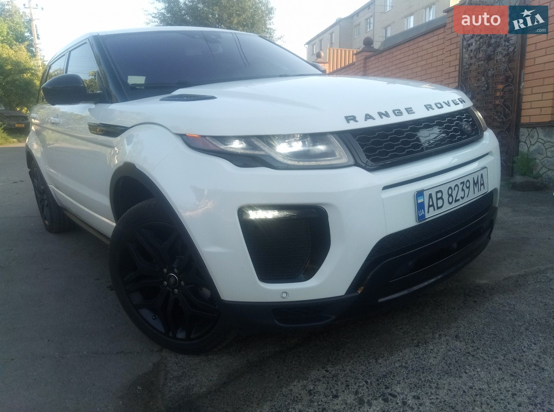 Land Rover Range Rover Evoque 2017 VIN SALVD2BG4HH217332 фото оголошення 21 з 24