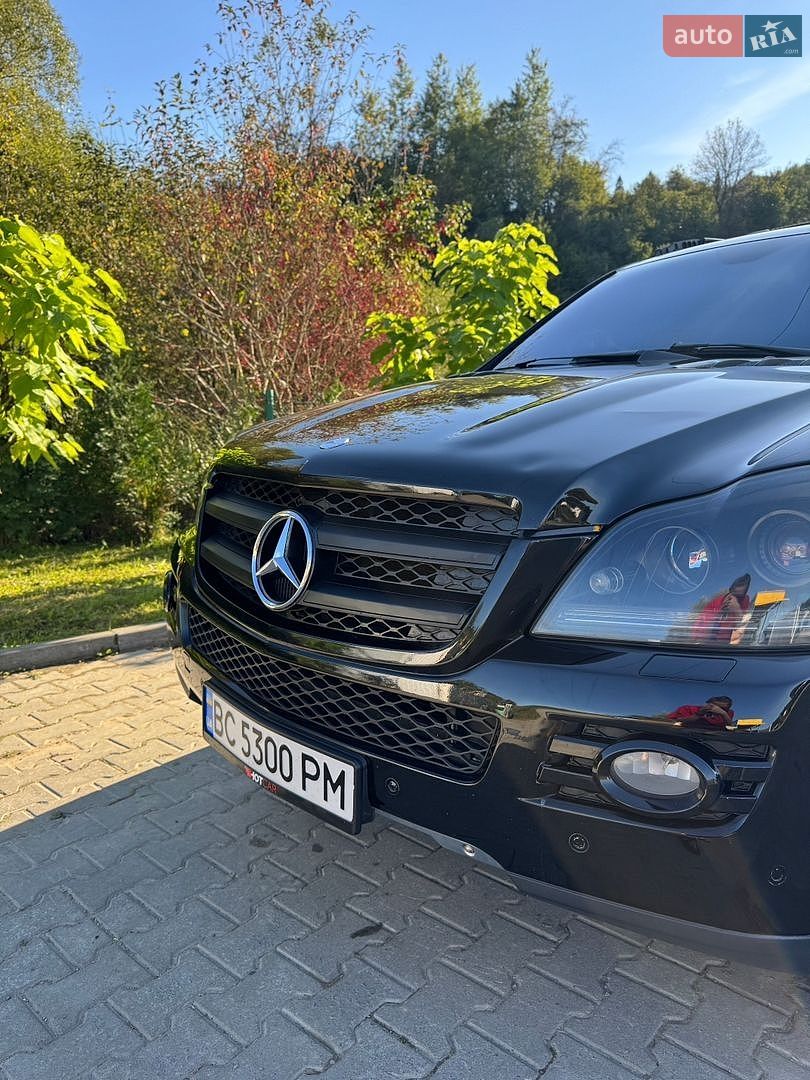 Mercedes-Benz GL-Class 2006 VIN WDC1648861A140560 фото оголошення 2 з 18
