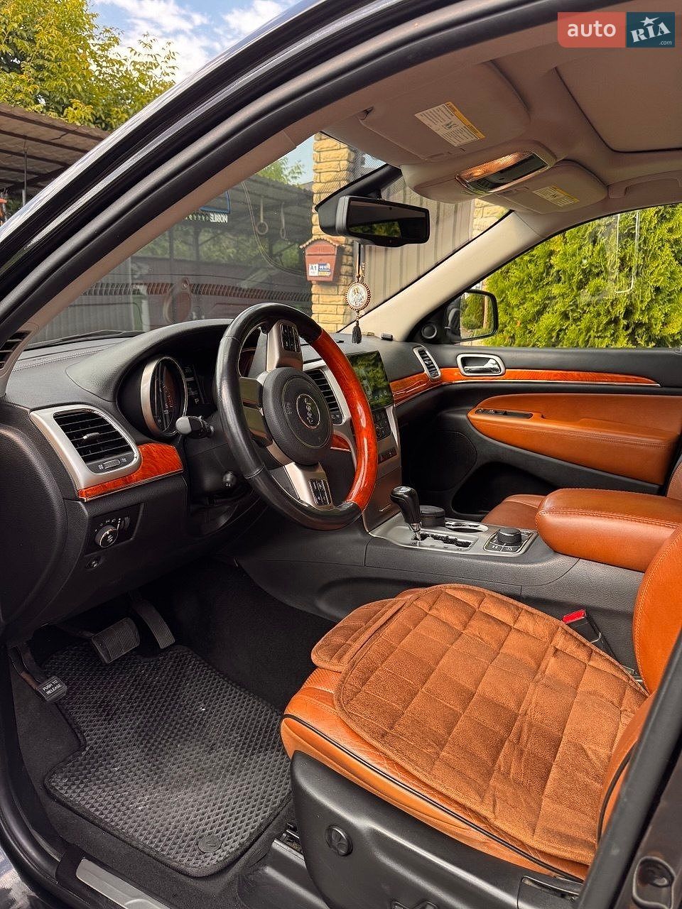 Jeep Grand Cherokee 2012 VIN 1C4RJFCM4CC360848 фото оголошення 3 з 22