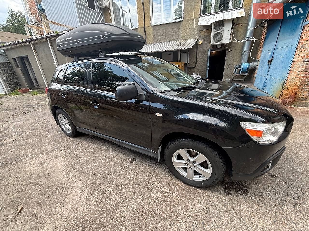 Mitsubishi ASX 2011 VIN JMBXJGA6WBZ426922 фото оголошення 4 з 13