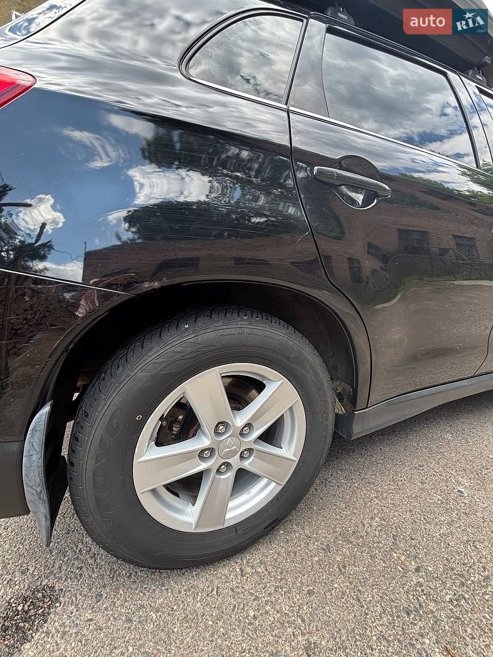 Mitsubishi ASX 2011 VIN JMBXJGA6WBZ426922 фото оголошення 12 з 13